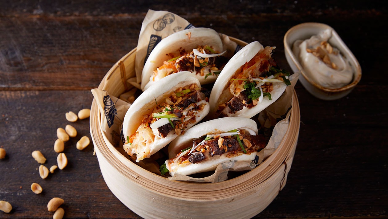 Bao Buns με Χοιρινή Πανσέτα και Αρωματισμένη Μαγιονέζα με Φιστίκια – - συνταγή