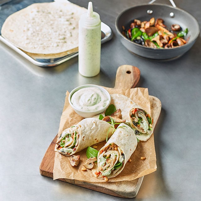 Wrap με Άγρια Μανιτάρια & Πιπεριές Wrap με Άγρια Μανιτάρια & Πιπεριές