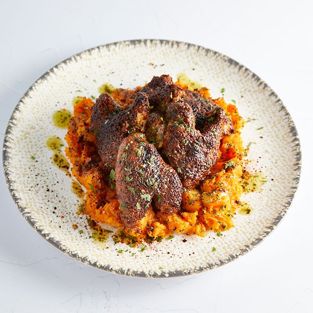 Φτερούγες Κοτόπουλο Μαριναρισμένες με Καυτερό Φυστικοβούτυρο