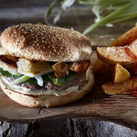 Cheeseburger με Ψητές Αγκινάρες Cheeseburger με Ψητές Αγκινάρες