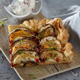 Πίτα με Λαχανικά και Κρέμα Τυρί Φέτα Πίτα με Λαχανικά και Κρέμα Τυρί Φέτα