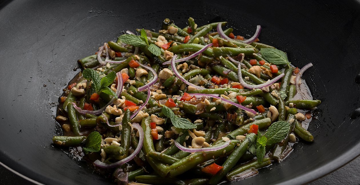 Stir Fried Φρέσκα Φασολάκια με Knorr Soy Sauce, Λεμονόχορτο και Φουντούκια – - συνταγή Stir Fried Φρέσκα Φασολάκια με Knorr Soy Sauce, Λεμονόχορτο και Φουντούκια – - συνταγή