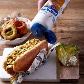 Vegan Hot Dog με Κινόα  & Spread Tομάτας Vegan Hot Dog με Κινόα  & Spread Tομάτας