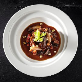 Μοσχαράκι με truffle-teriyaki, Bacon, Eσαλότ και Mανιτάρια Μοσχαράκι με truffle-teriyaki, Bacon, Eσαλότ και Mανιτάρια