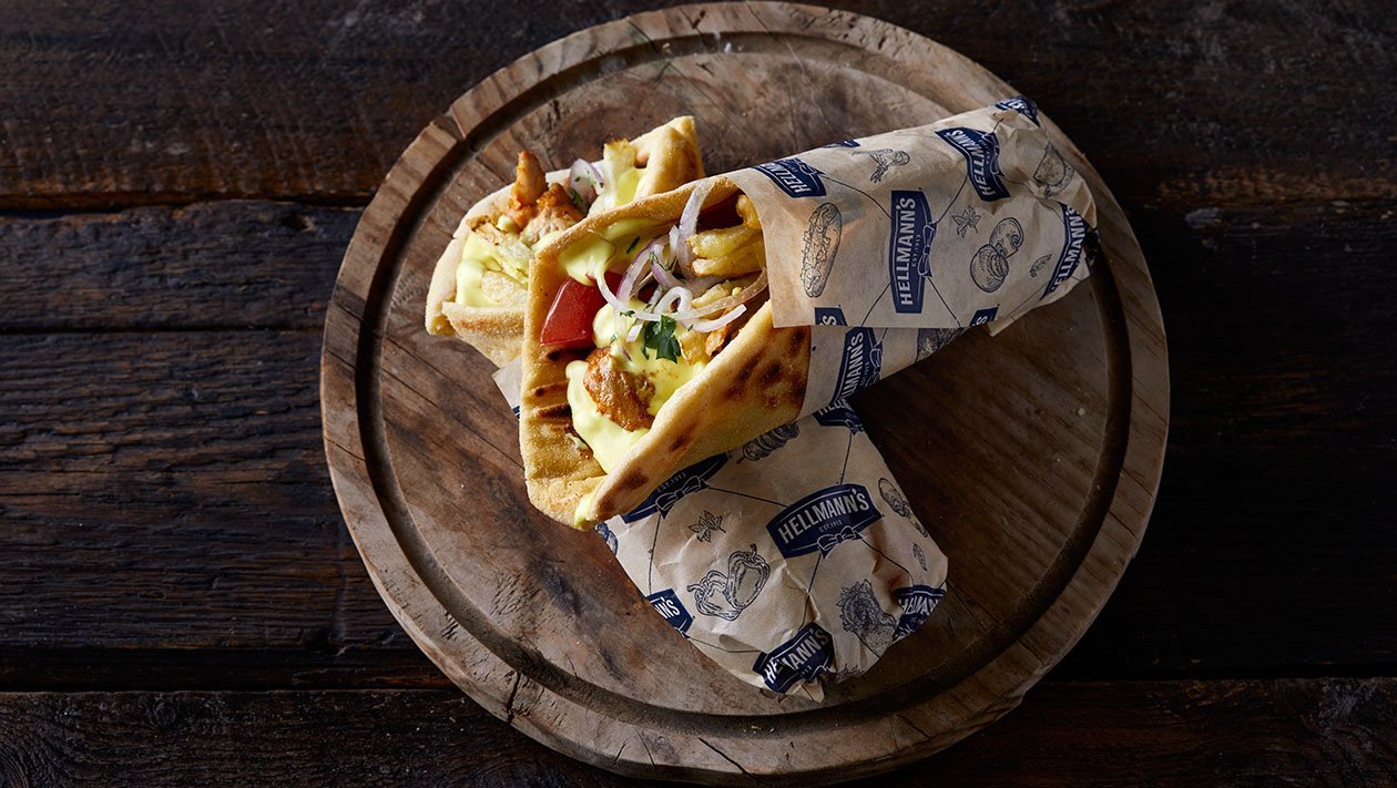 Πίτα με Χοιρινό Σουβλάκι και Hellmann's Σάλτσα Μουστάρδα – - συνταγή