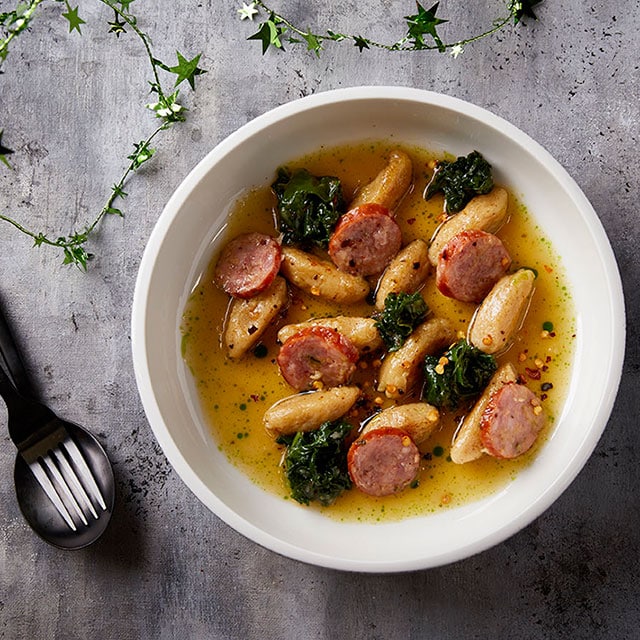 Gnocchi με Καπνιστό Λουκάνικο και Kale