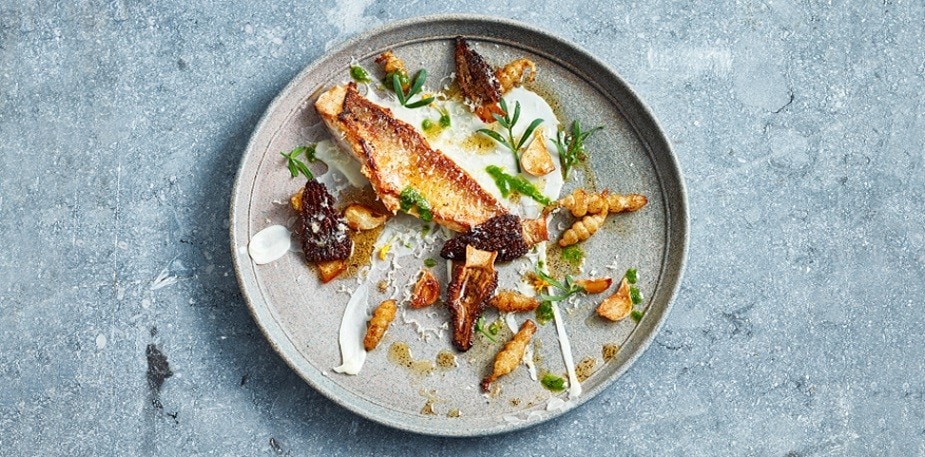 8 Σύγχρονες Ιδέες & Στιλ Στησίματος Φαγητού