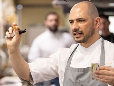 Τεχνολόγος Τροφίμων και Chef Δημήτρης Κονταράτος Τεχνολόγος Τροφίμων και Chef Δημήτρης Κονταράτος